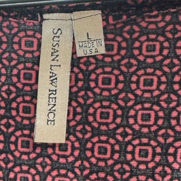 Susan Lawrence Ruffle Twist Front Top L Geo Print Sleeveless Knit USA Made - Picture 6 of 7